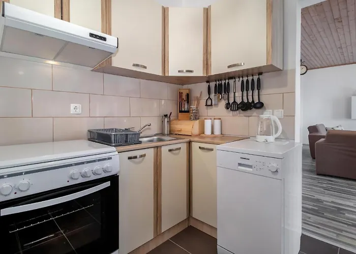 Apartment Awesome In Novi Vinodolski