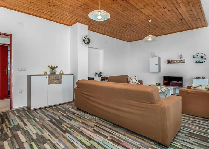 Awesome In Novi Vinodolski 诺维·维诺多尔斯基